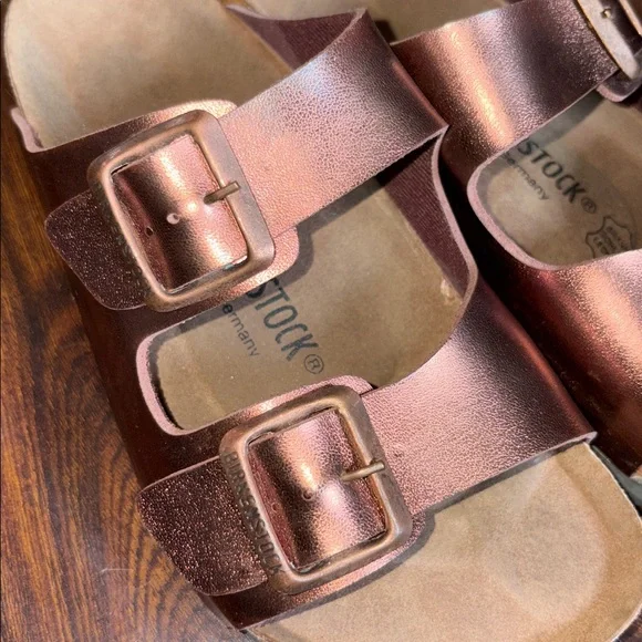 BIRKENSTOCK Arizona Birko-Flor Arizona Metallic Copper( Rose Gold) Sandals - Picture 13 of 17